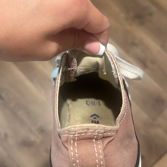 Brown Chuck Taylor’s Size 7.5 - Picture 4 of 4